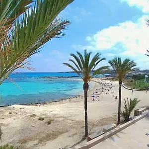 Mirada, Es Pujols-formentera Holidays Es Pujols
